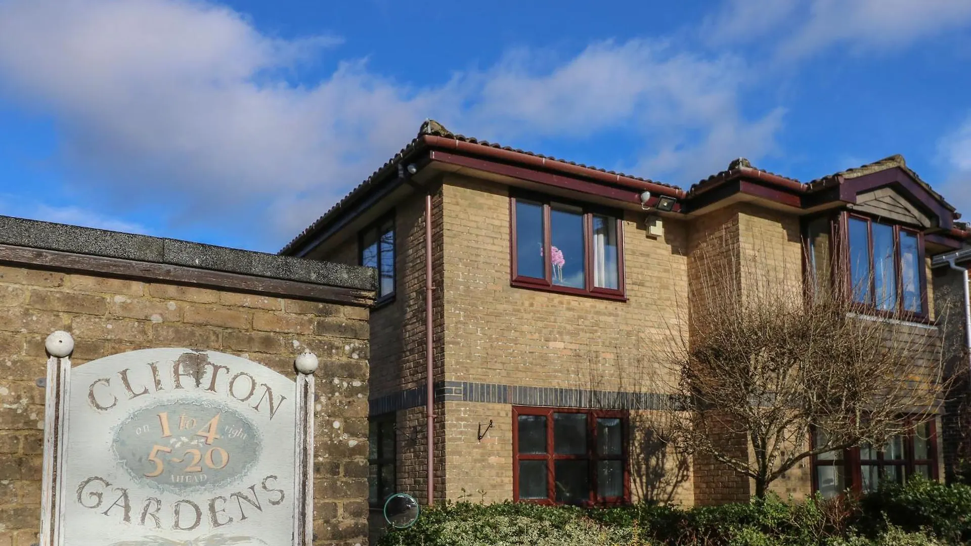 Flat 2, Clifton Gardens Apartment Southampton 0*,